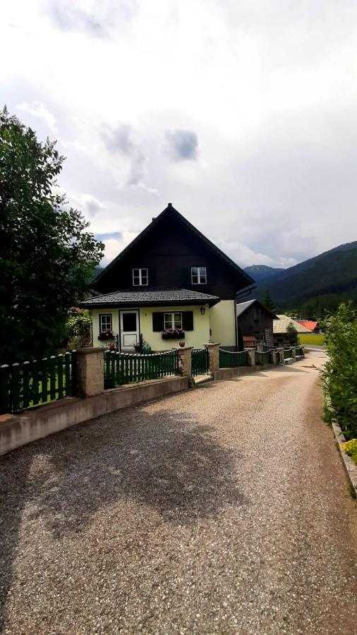 Ferienhaus Waldglueck Gosau Luaran gambar