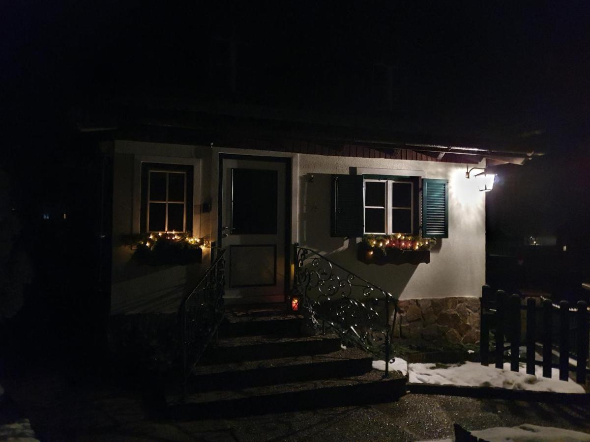 Ferienhaus Waldglueck Gosau Luaran gambar