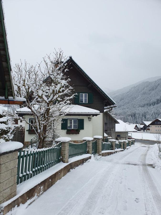 Ferienhaus Waldglueck Gosau Luaran gambar